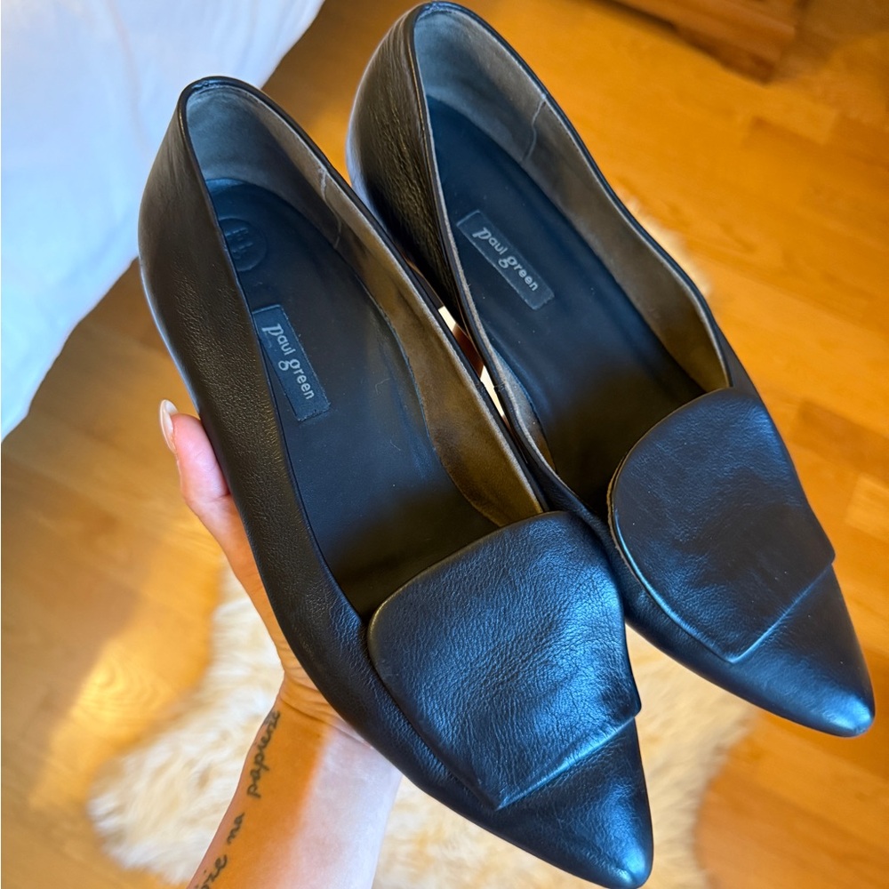 Paul Green Black Flats Sleek Slip-On Loafers